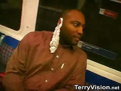 CrocoPost presents: Flashing on the london underground - part 1