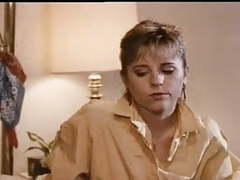 CrocoPost presents: Mother knows best (1985)