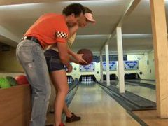 CrocoPost presents: They have a hot fuck in the bowling alley